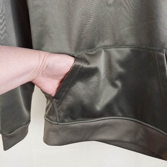 Boys Medium Champion Hoodie - Picture 2 of 9